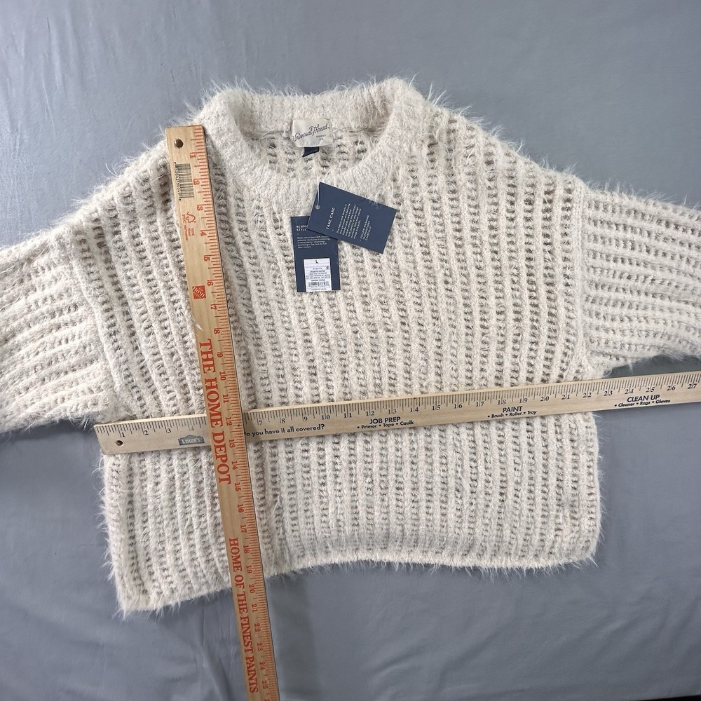 Universal Thread Cream Cropped Cozy Fuzzy‎ Sweater Women's Large Winter Cabin - Picture 11 of 11